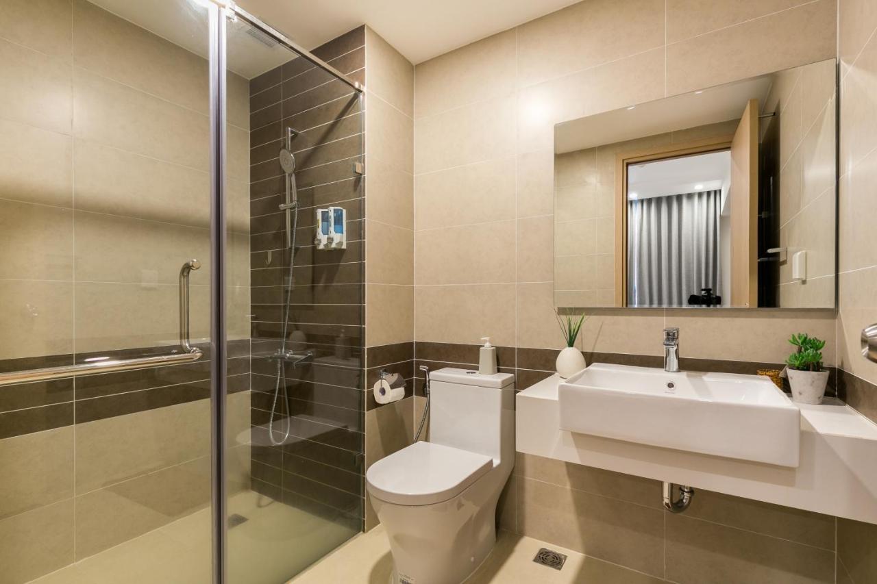 Spacious Saigon - Infinity Pool In Rivergate Appartement *